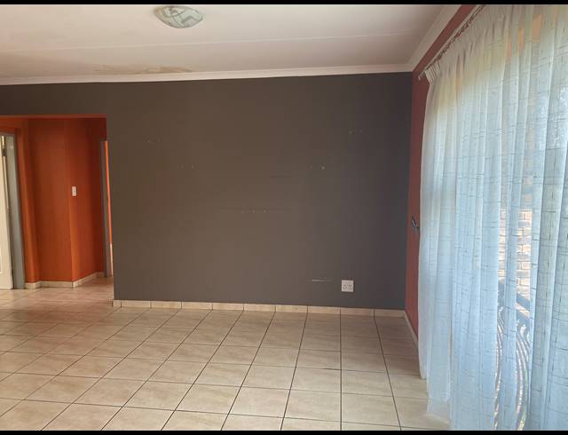 2 BEDROOM SECTIONAL TITLE FOR SALE IN RAVENSWOOD